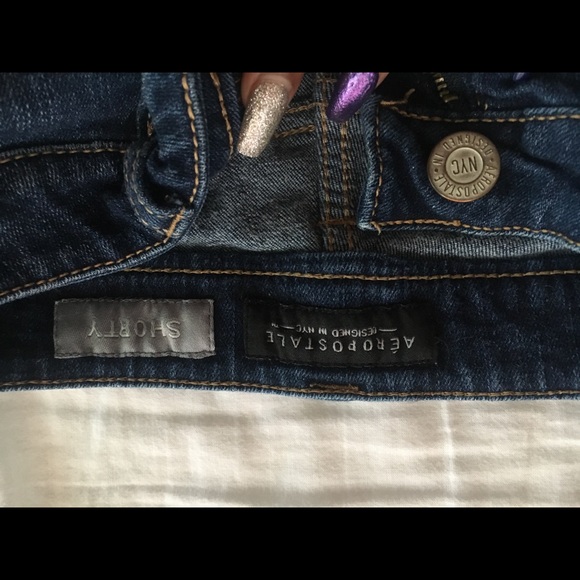 ripped woman’s shorts - Picture 1 of 2